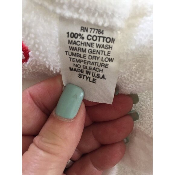 Musette Personalized  Hotel & Spa Cotton Terry White Women' Spa and Shower Towel - Picture 6 of 6